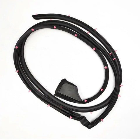 Right Front Door Rubber Seal Weatherstrip Fits Nissan Navara D40 4D UTE 2005-14