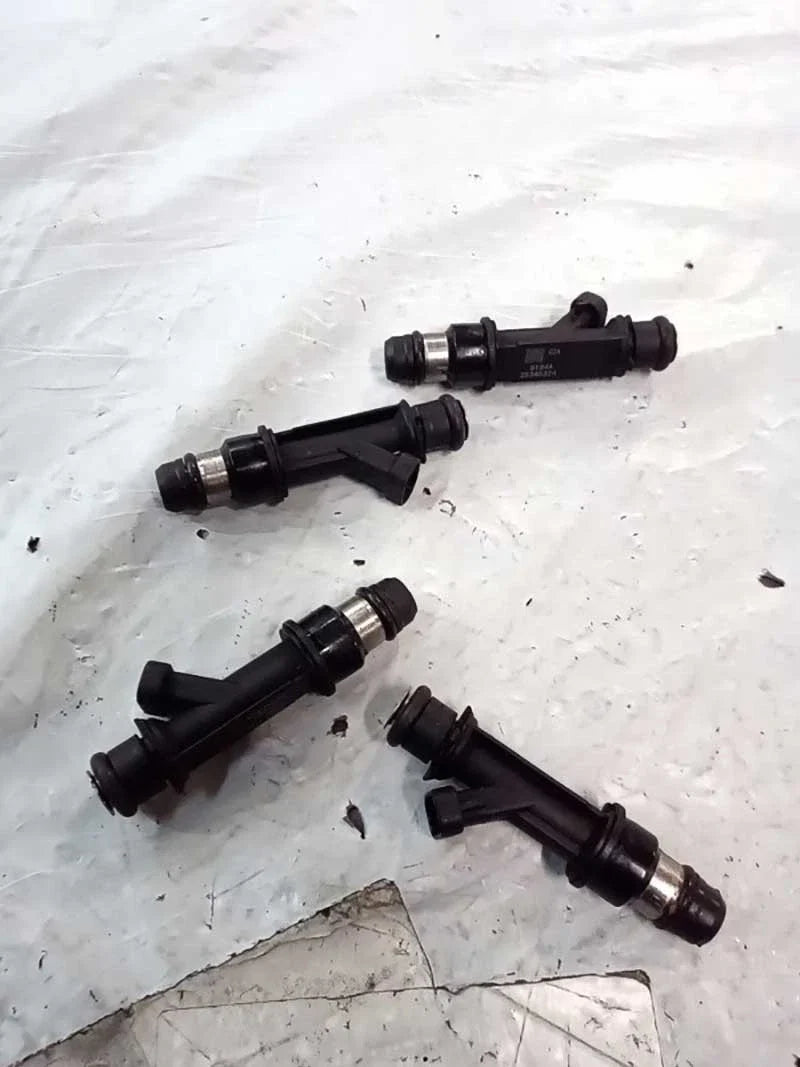 Holden Rodeo TF 2.2L C22NE 4 x Fuel Injectors (1998-2003)