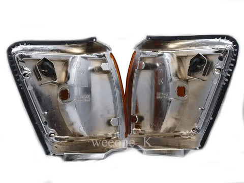 Toyota Hilux MK3 Front Corner Side Light Lamp (1995)