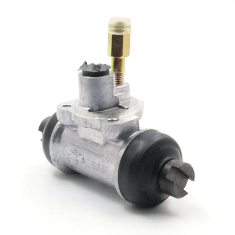 Nissan Navara D21 SD25 / TD25 / 27 1986-1997 Rear Wheel Brake Cylinder