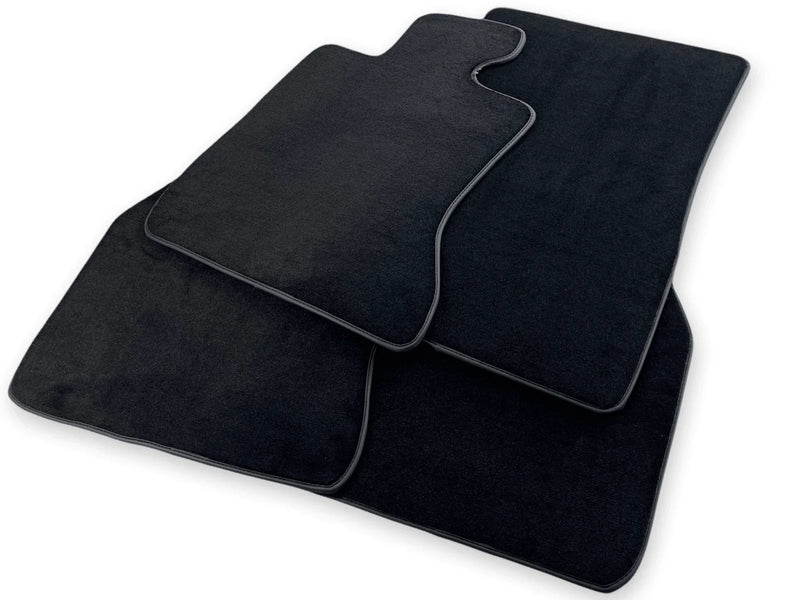BMW 4 Series G22 with Rovbut Emblem LHD Side Clips Floor Mats (2020-2023)