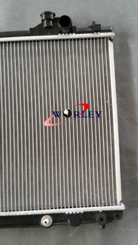 Toyota Kluger 4WD MCU28 2003-2007 3.3L V6 AT / MT Radiator