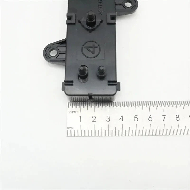 Nissan Maxima Front Right Electric Power Seat Control Switch (2009–2019)