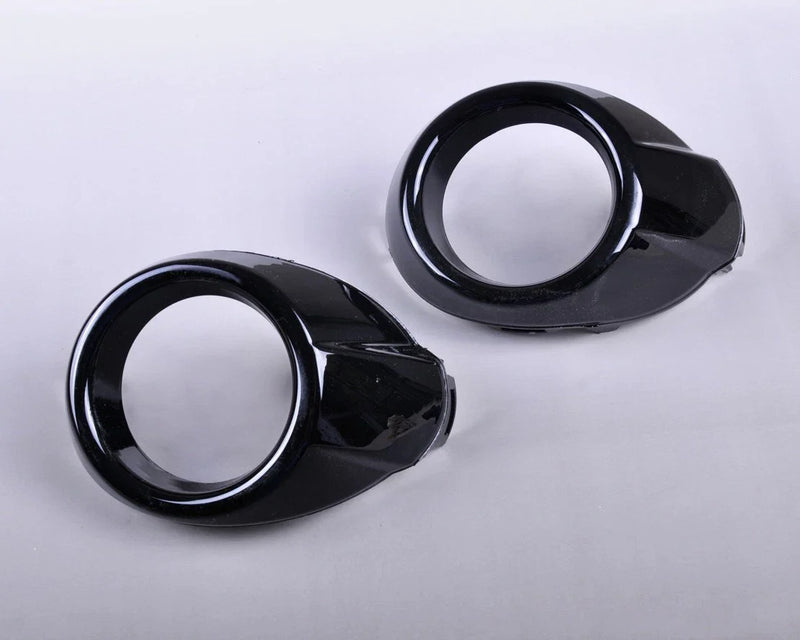 Ford Focus 2 x Front Fog Light Lamps (2012)