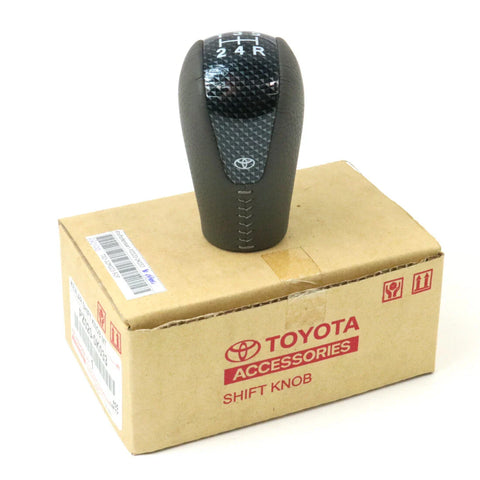 Toyota Hilux / 2005-2015 Leather Shift Knob