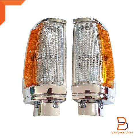 Mitsubishi Triton Ute Front Side Corner Indicator Light (1987-1996)