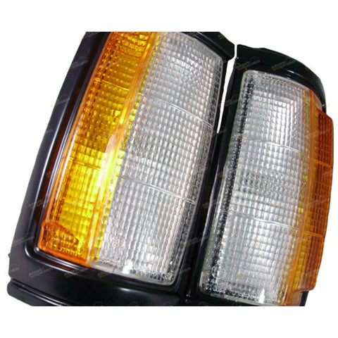 Mitsubishi Triton Ute LH+RH Front Corner Lights Pair (1986-1996)
