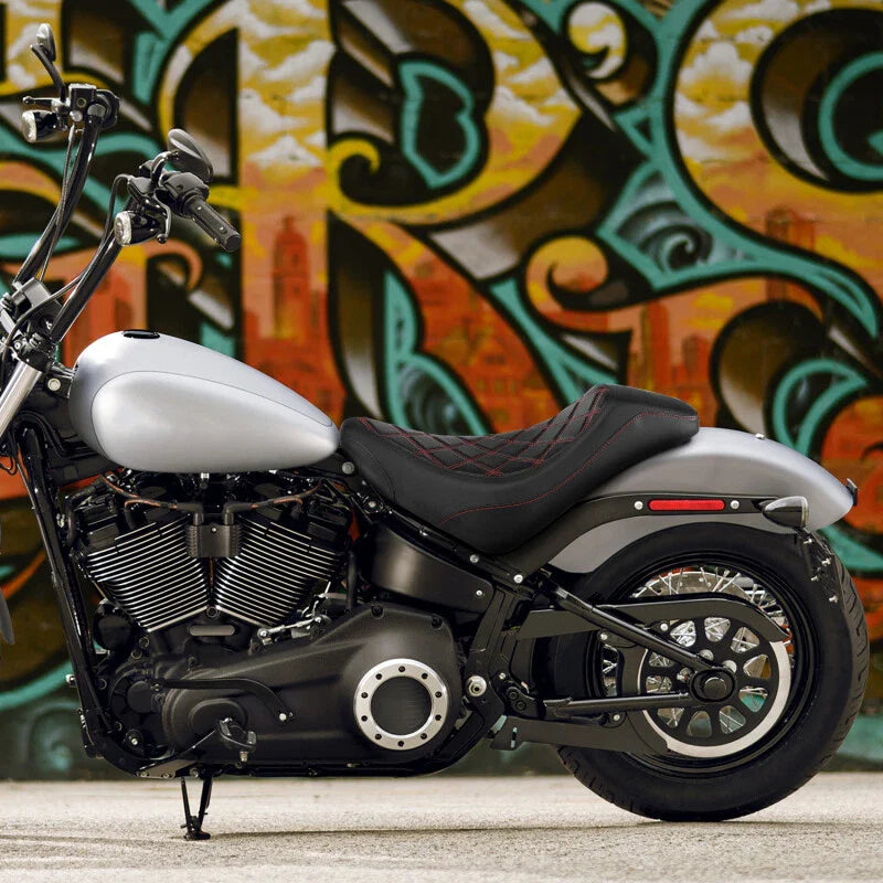 Harley Softail Heritage Classic Street Bob Solo Driver Seat (2018-2023)