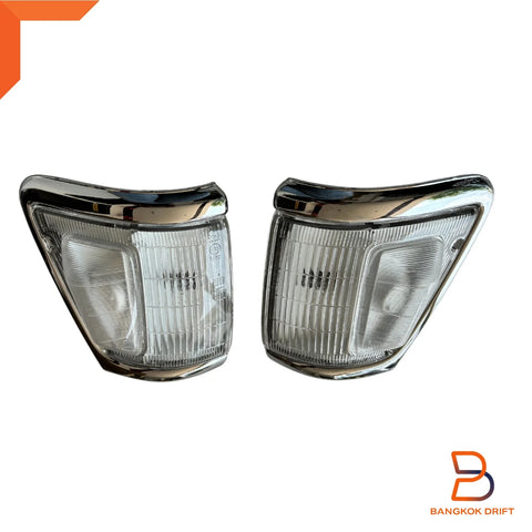 Toyota Hilux Ute 4WD Clear Lens Turn Signal Parking Light (1988-1997)