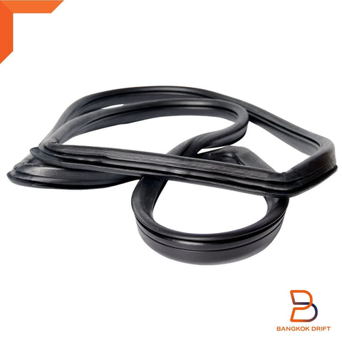 Nissan UTE 720 Datsun Rear Window Weatherstrip Seal (79-86)