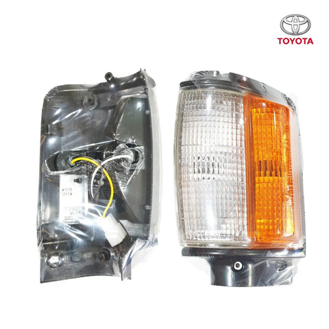 Toyota Hilux Ute 1984-1997 Front Corner Turn Signal Light