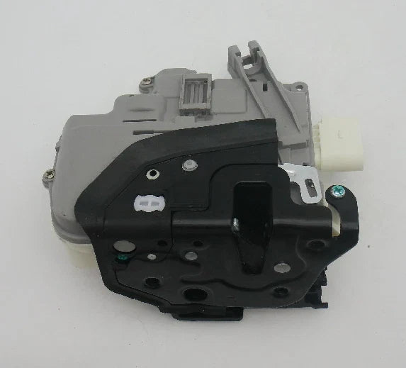 VW Passat B6 / AUDI A4 / A5 LH Front Left Door Lock Latch Actuator (2007–2008)
