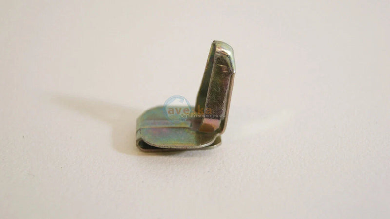 Ford XK XL XM XP - 20 Metal Clips Door Trim Clips (1960-1970)