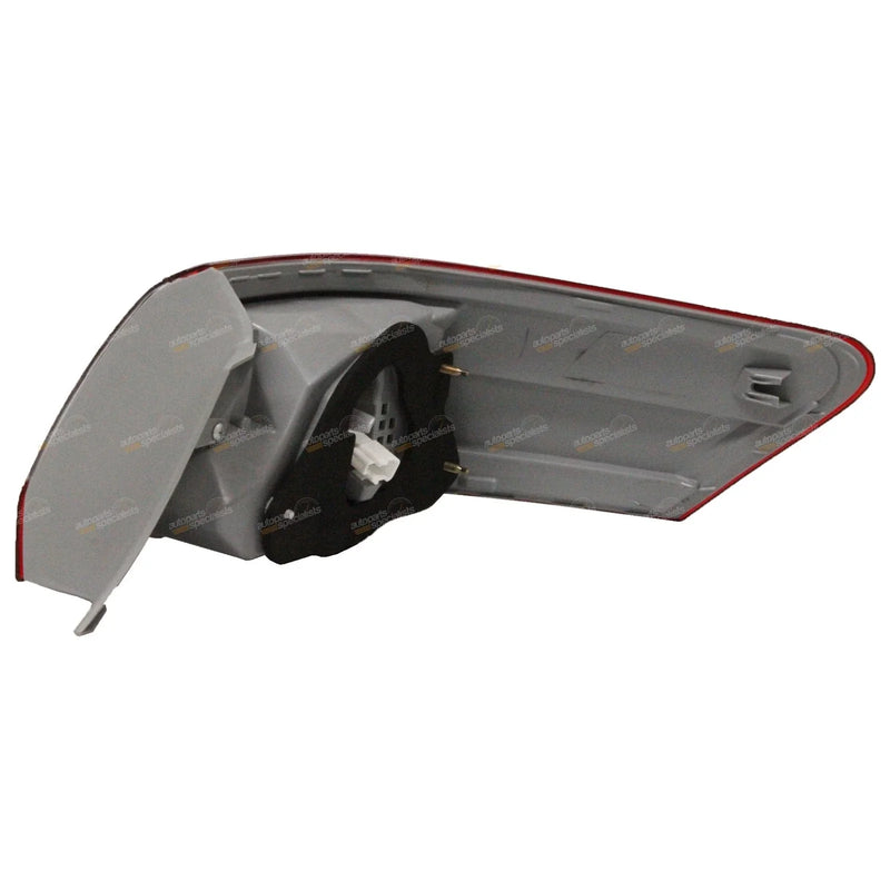 Toyota Camry CV40 LH Outer Tail Light (2009–2011)