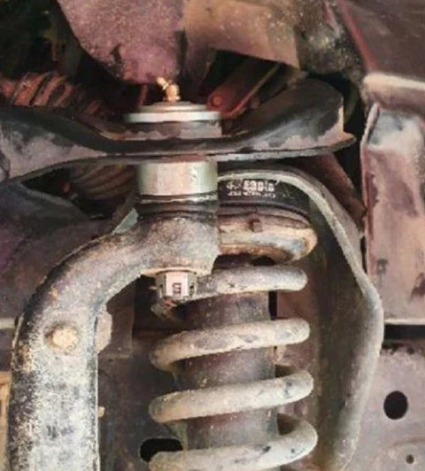 Toyota Hilux Vigo 4x4 25mm Lift Extended Upper Ball Joints (2005-On)