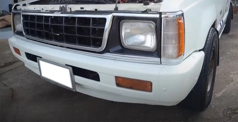 Mitsubishi Triton L200 Orange Lens Front Bumper Light (1986-1994)