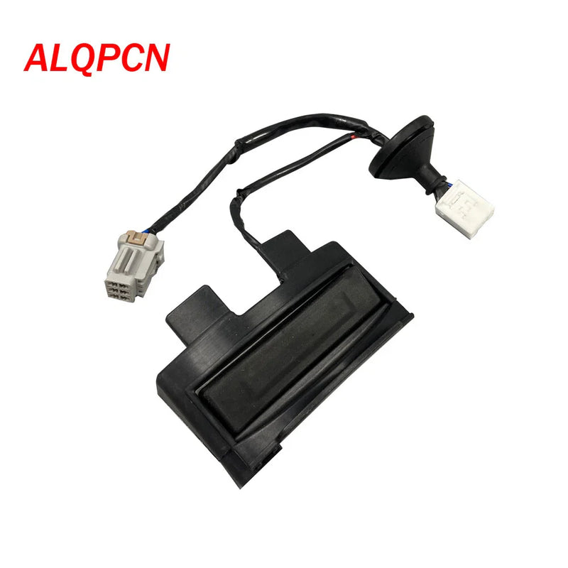 Hyundai Veloster Trunk Switch with Camera (2011-2017)