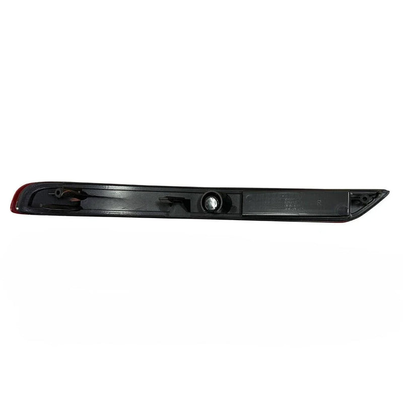 Mitsubishi Outlander ZM Rear Bar Reflector Right Side (2021)