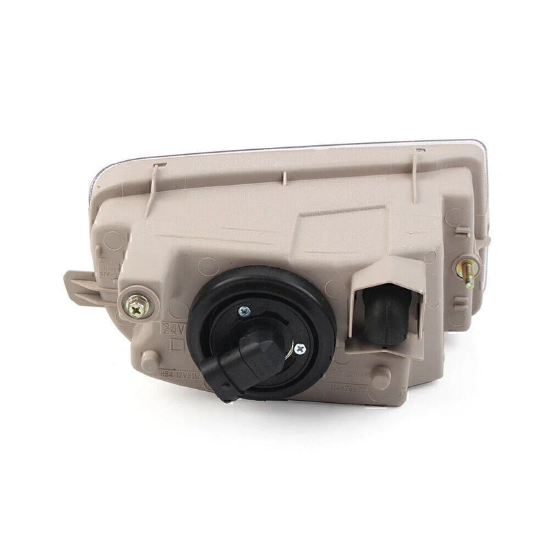 Toyota Land Cruiser 100 Left Side Fog Light w/ Bulb (1999-2006)