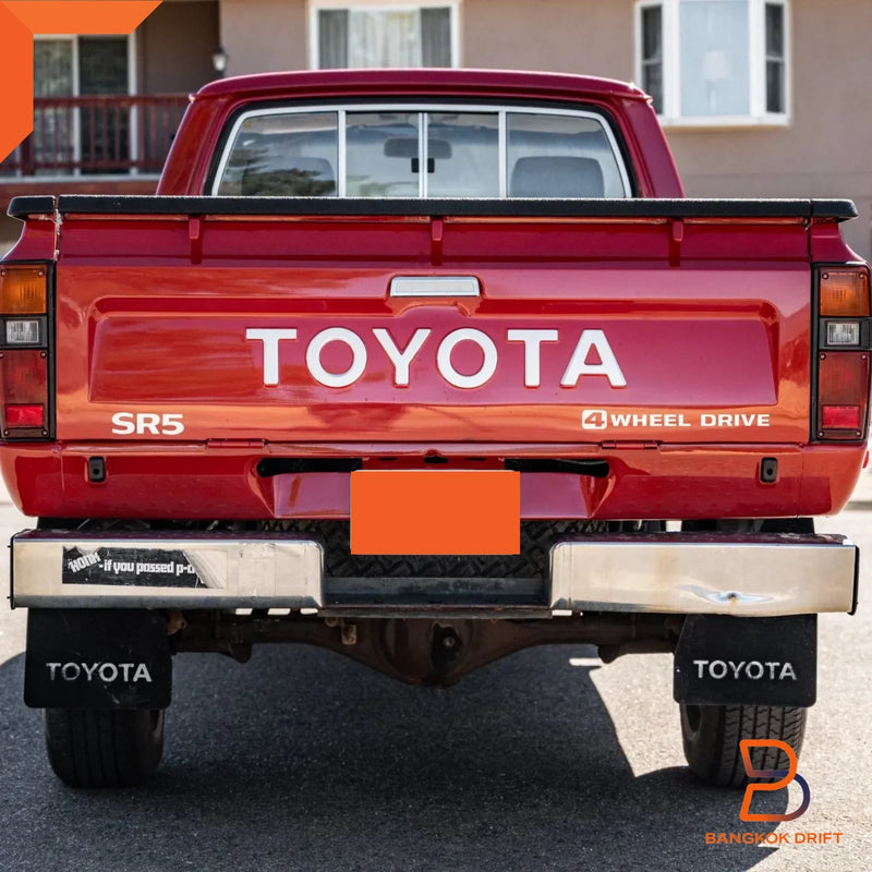 Toyota Hilux Ute RN30 RN40 Tail Light Rear Lamp (1978-1983)