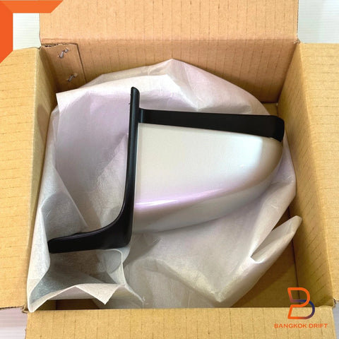 Nissan Navara D23 Genuine Rear Right Step End Cap (2015-2023)