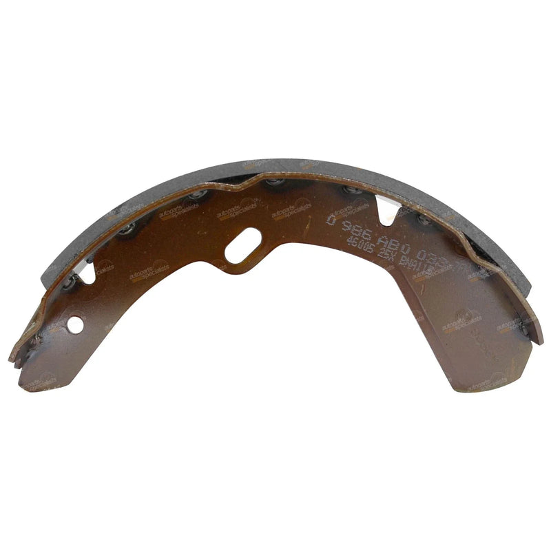 Nissan Cabstar Front Brake Shoe Set (1982 - 1992)