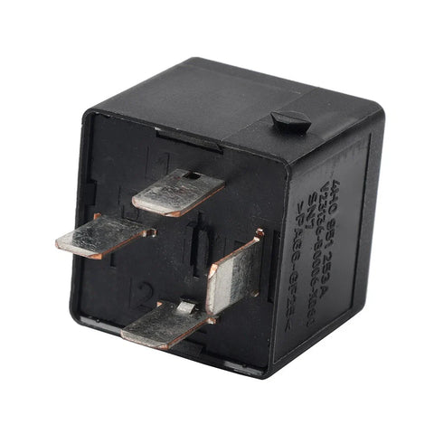Volkswagen Golf, Passat, Audi A4 Multifunction Relay (2010-2016)