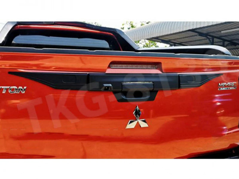 Mitsubishi L200 Triton Black Tailgate Accent Line Cover Trim (2019-2020)