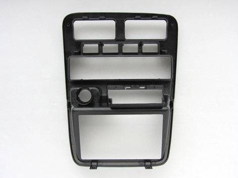 Nissan Navara D21 Hardbody D22 Frontier Radio Center Console (1992-2005)