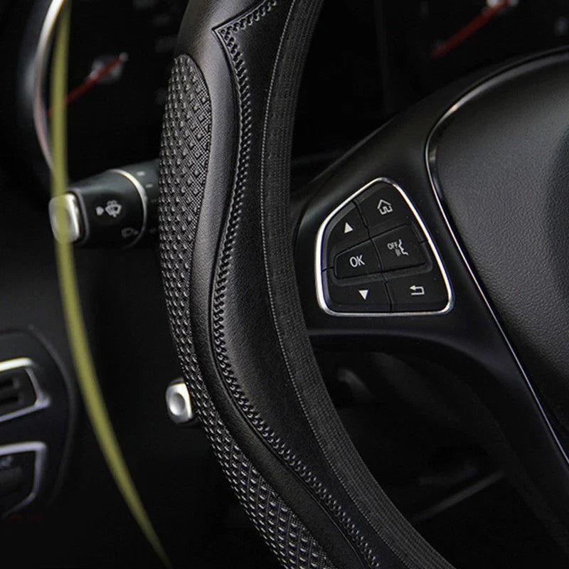 Au Black Car Steering Wheel Cover / 37-38CM / Steering Wheel Cover