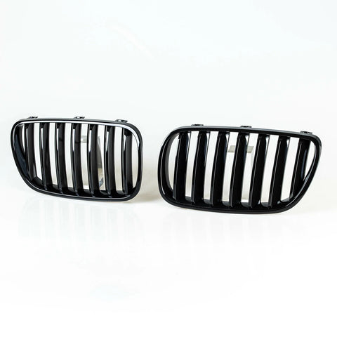 BMW X3 E83 Glossy Black Grille (2007-2010)