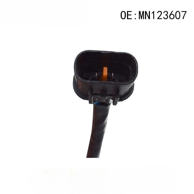 Mitsubishi Pajero Sport L200 Radiator Cooling Fan Assembly (2006–2023)