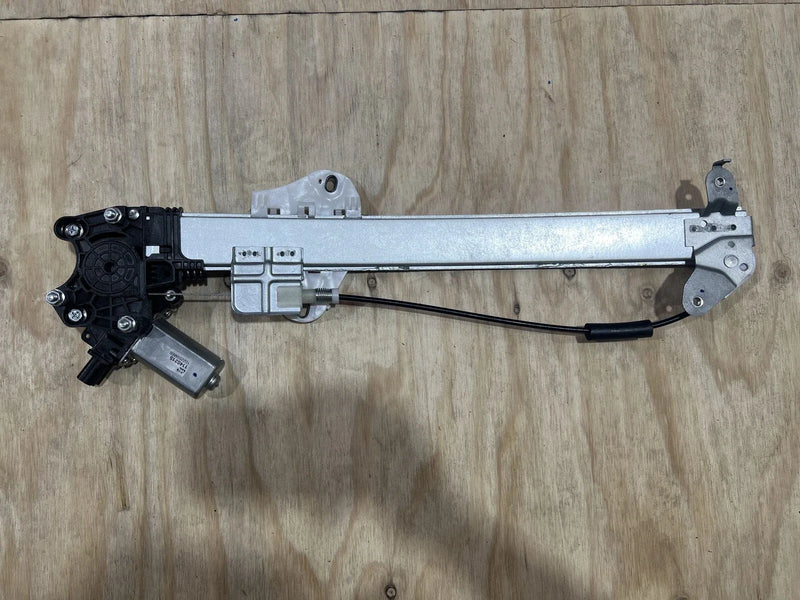 Honda Accord Euro CU Rear Left Window Regulator 6-Pin Motor (2003–2008)