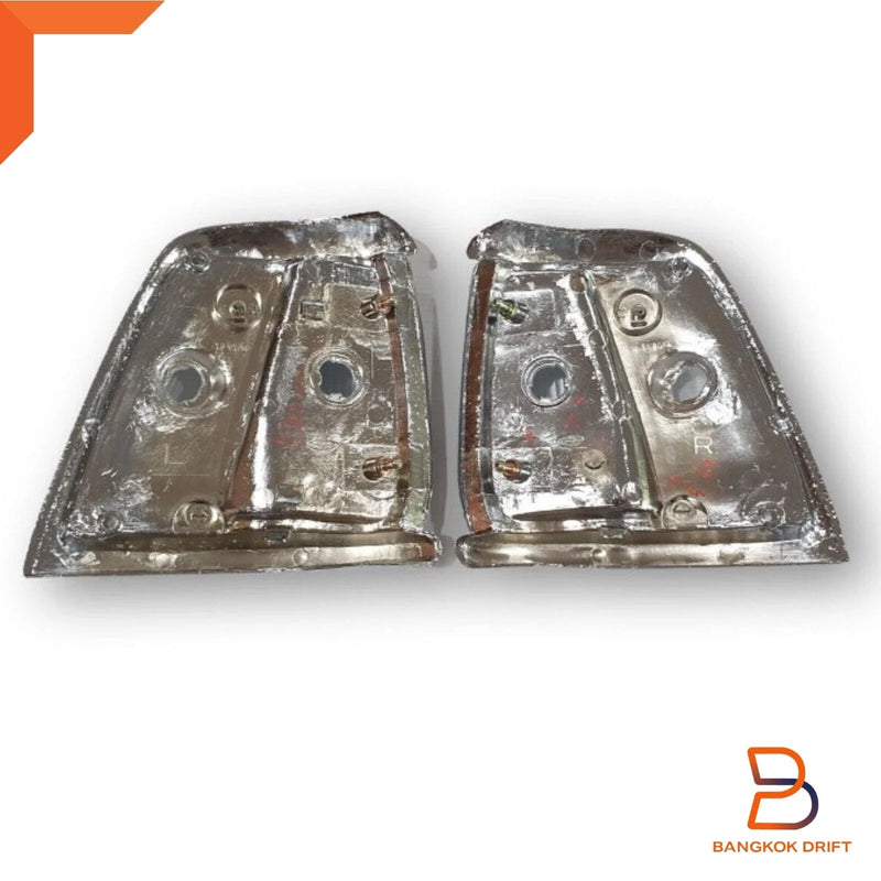 Toyota Hilux Ute Amber Turn Indicator Light Blinker Lamp (1988-2005)