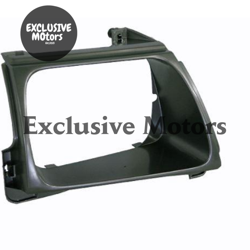 Toyota Hilux 2WD / 4WD Non-SR5 Bezel (2002-2004)
