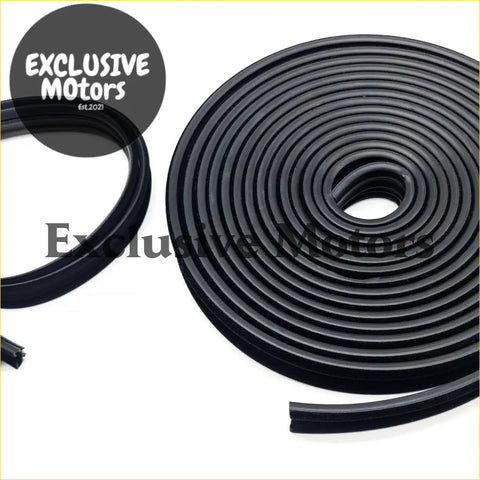Black rubber weather stripping seal coiled with smooth flexible texture for window channel kit holden commodore vb-vl